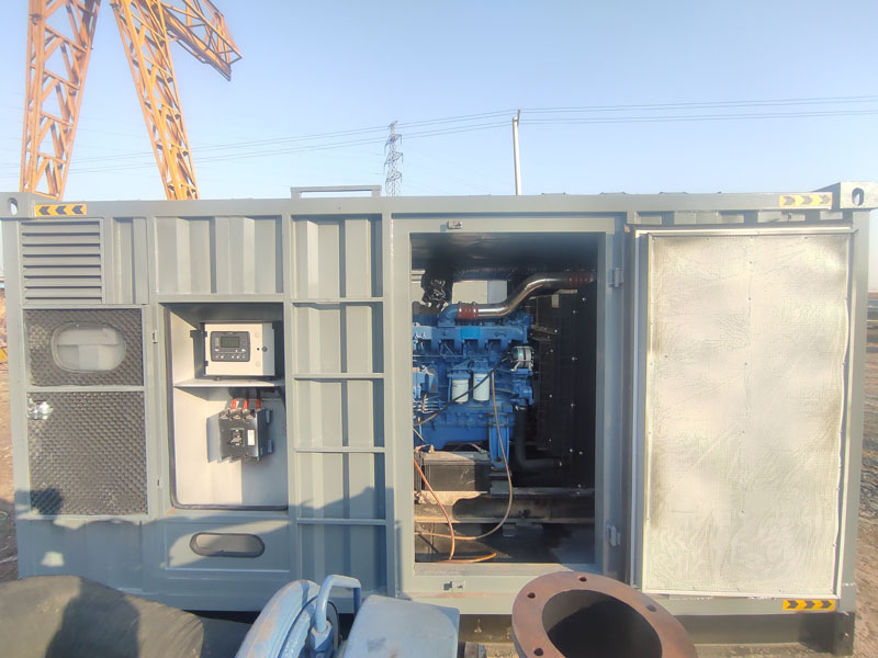 建昌柴油发电机组的机油多久更换一次比较合适？